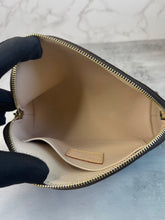 Load image into Gallery viewer, Cosmetic Pouch SKU6498