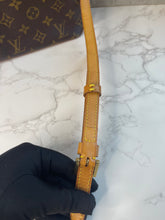 Load image into Gallery viewer, Troutteur SKU6504