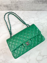 Load image into Gallery viewer, Chanel Double Flap MM SKU