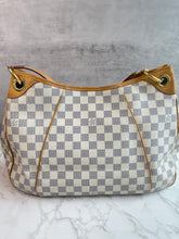 Load image into Gallery viewer, Galleria PM SKU6437