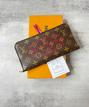 Load image into Gallery viewer, Insolite Limited Edition Wallet SKU6481