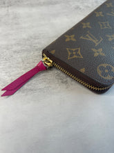 Load image into Gallery viewer, Clemence Fuchsia SKU6468