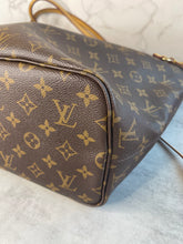 Load image into Gallery viewer, Neverfull MM SKU6527