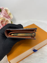 Load image into Gallery viewer, Kisslock Wallet SKU6405