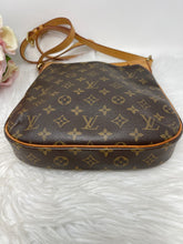 Load image into Gallery viewer, Odeon PM SKU6406