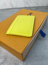 Load image into Gallery viewer, Card Holder SKU6297