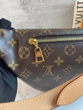 Load image into Gallery viewer, Bumbag Monogram SKU6521