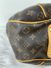 Load image into Gallery viewer, Galleria GM Monogram SKU702