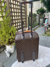 Load image into Gallery viewer, Pegase Luggage 55 Monogram