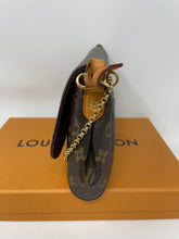 Load image into Gallery viewer, Favorite MM Monogram