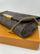 Load image into Gallery viewer, Favorite PM Monogram