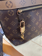 Load image into Gallery viewer, City Cruiser Reverse Monogram