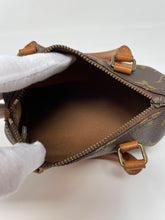 Load image into Gallery viewer, Mini Speedy