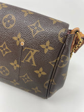 Load image into Gallery viewer, Favorite MM Monogram