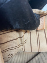 Load image into Gallery viewer, Neverfull GM Monogram