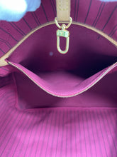 Load image into Gallery viewer, Neverfull GM Pivione SKU1000