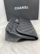 Load image into Gallery viewer, Chanel Classic Jumbo SHW