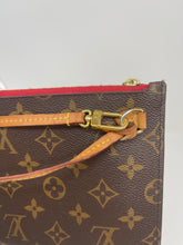 Load image into Gallery viewer, Neverfull Pouch Cherry SKU1182