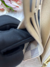 Load image into Gallery viewer, Sarah Envelope Azur SKU6334