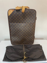 Load image into Gallery viewer, Pegase 55 Luggage Monogram