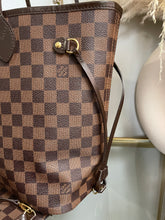 Load image into Gallery viewer, Neverfull MM DE SKU6301