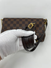 Load image into Gallery viewer, Favorite MM Damier Ebene