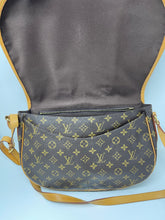 Load image into Gallery viewer, Menilmontant MM Monogram SKU706