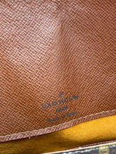 Load image into Gallery viewer, Louis Vuitton Musette Salsa SKU6140