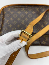 Load image into Gallery viewer, Menilmontant MM Monogram SKU706