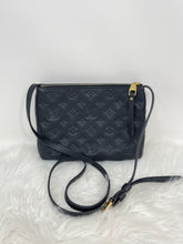 Load image into Gallery viewer, Twinset Crossbody SKU1547
