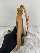 Load image into Gallery viewer, Odeon PM Monogram SKU726