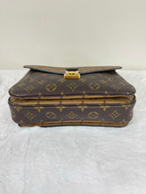 Load image into Gallery viewer, Pochette Metis Reverse SKU858