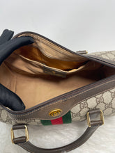 Load image into Gallery viewer, Gucci Boston 30 SKU6220