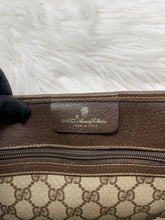 Load image into Gallery viewer, Gucci Vintage Tote SKU6129