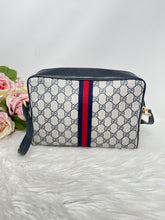 Load image into Gallery viewer, Gucci Vintage SKU6172