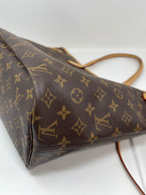 Load image into Gallery viewer, Neverfull MM Pivione SKU1505