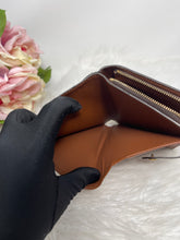 Load image into Gallery viewer, Compact Organizer Wallet SKU6330