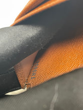 Load image into Gallery viewer, Kisslock Wallet SKU6327