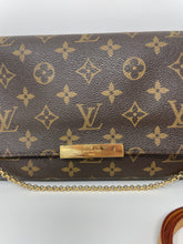 Load image into Gallery viewer, Favorite MM Monogram