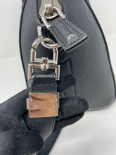 Load image into Gallery viewer, Givenchy Antigona SM SKU734
