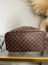 Load image into Gallery viewer, Neverfull MM DE SKU6301