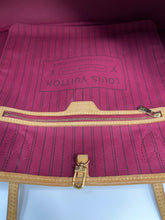 Load image into Gallery viewer, Neverfull GM Pivione SKU1000