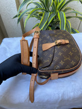Load image into Gallery viewer, Jeune Fille GM SKU807
