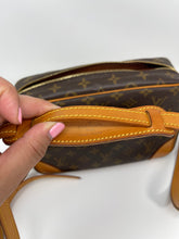 Load image into Gallery viewer, Trocadero 27 SKU1273