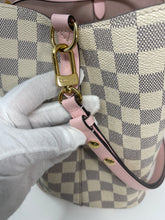 Load image into Gallery viewer, Neo Neo Pink SKU1188
