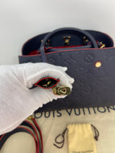 Load image into Gallery viewer, Montaigne Empreinte BB SKU1277