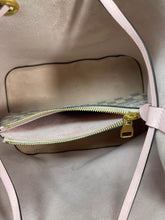 Load image into Gallery viewer, Neo Neo Pink SKU1188
