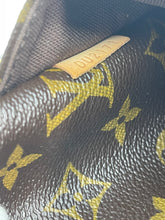 Load image into Gallery viewer, Menilmontant PM SKU856