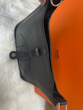 Load image into Gallery viewer, Hermes Evelyne GM II
