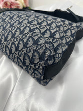 Load image into Gallery viewer, Dior Messenger SKU6253